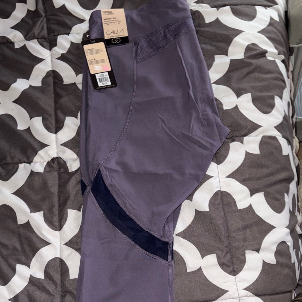 CALIA by Carrie Underwood Purple Capris